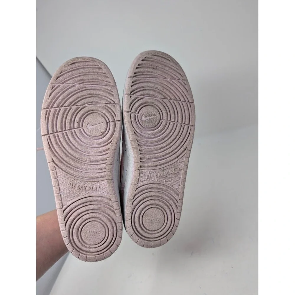Nike Court Borough Low Sneakers pink white Youth sz 7